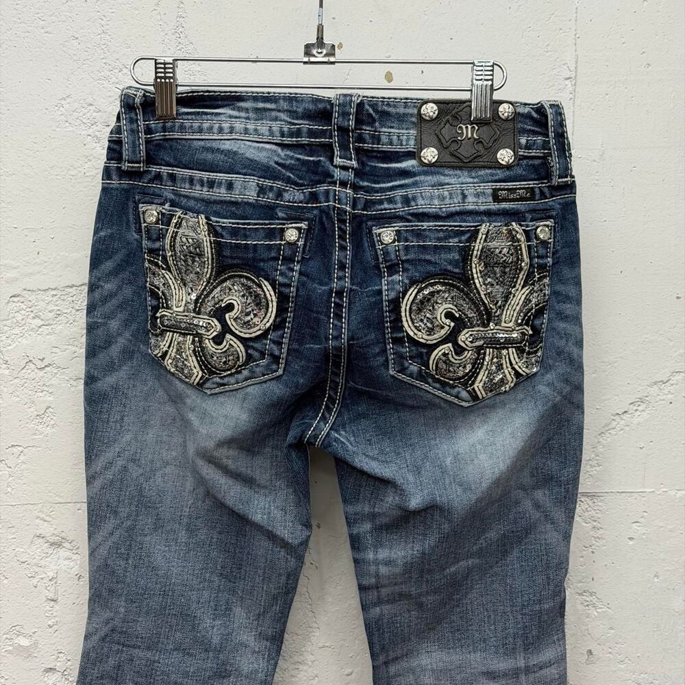 Y2K Miss Me Jeans Mid Rise Easy Bootcut Embellished Back Pockets Womens size 28